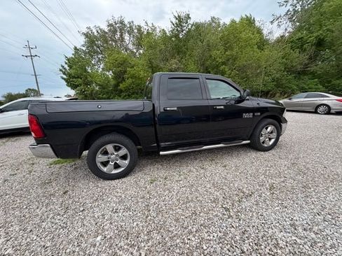 Used 2017 RAM 1500 Big Horn AWD/4WD image 4