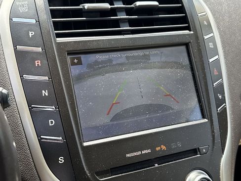 Used 2019 Lincoln MKC Reserve w/ MKC Technology Package FWD image 24
