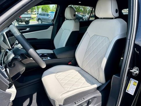 New 2026 Volkswagen Atlas Cross Sport SEL Premium R-Line AWD/4WD image 13