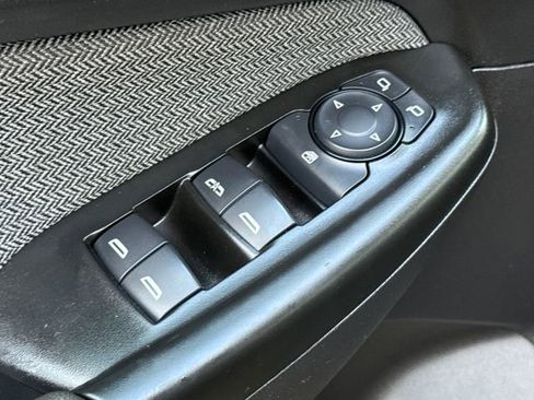 Used 2021 Chevrolet TrailBlazer LS FWD image 19