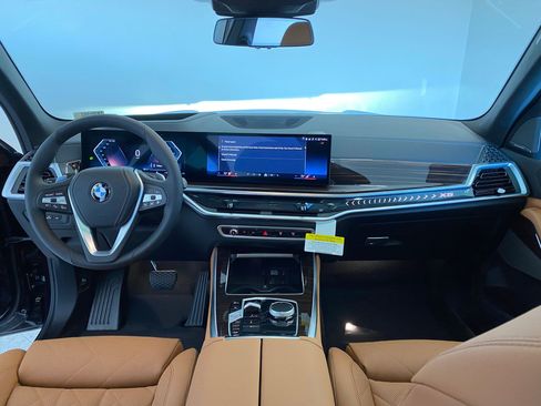 New 2026 BMW X5 xDrive40i w/ Climate Comfort Package image 15
