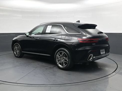 Used 2024 Genesis GV70 2.5T AWD/4WD image 6