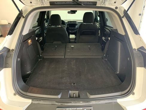 Used 2022 Chevrolet TrailBlazer LT w/ Convenience Package FWD image 7