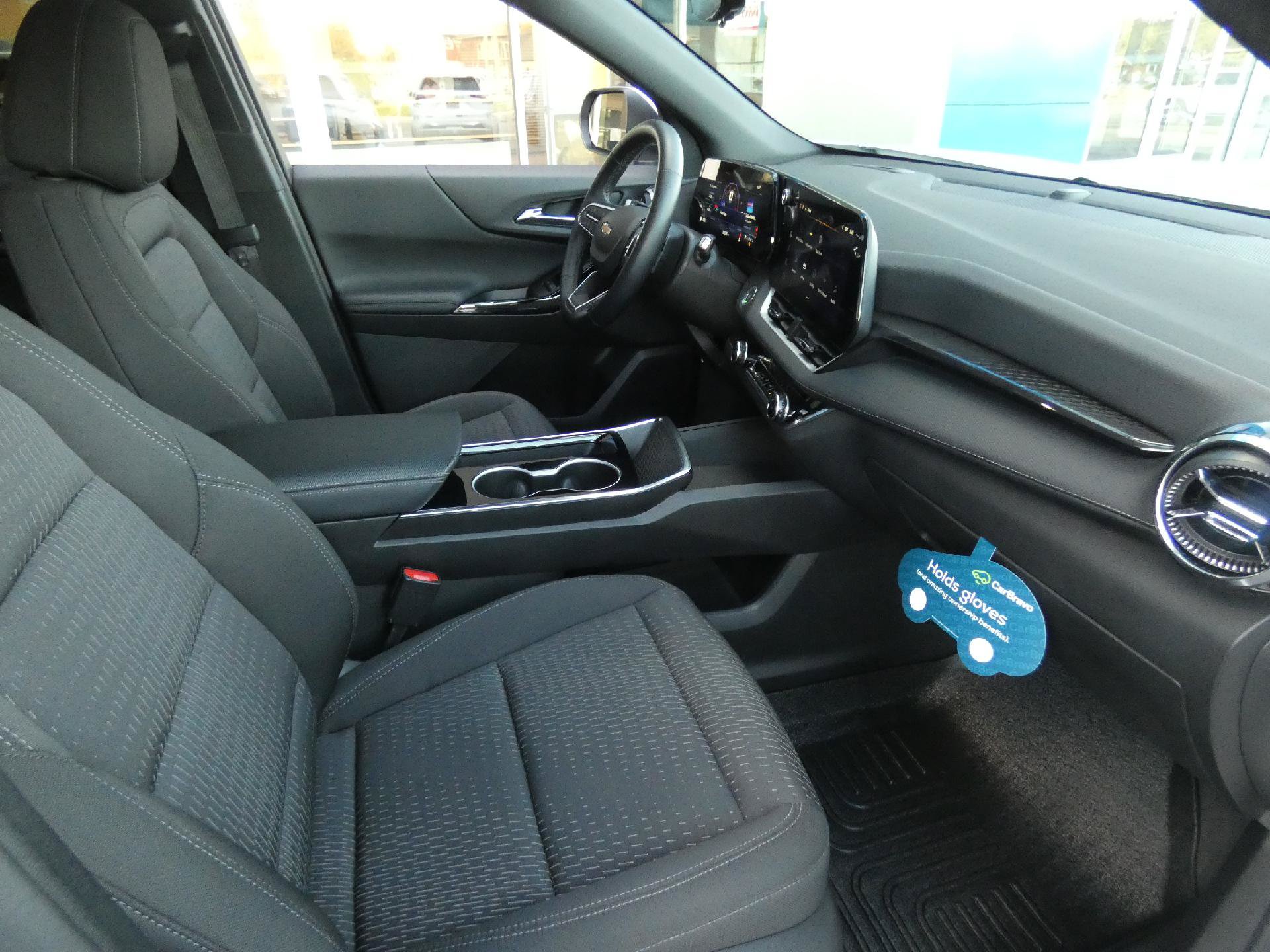 Certified 2025 Chevrolet Equinox LT w/ Safety and Technology Package FWD image 17