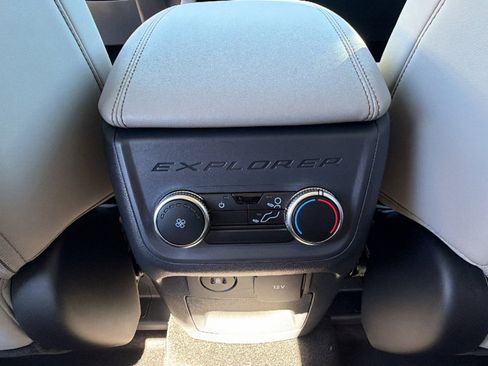 New 2026 Ford Explorer Active w/ Active Comfort Package image 25