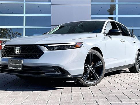 Used 2023 Honda Accord Sport image 1