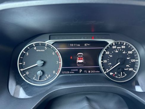 Used 2024 Nissan Rogue S FWD image 15