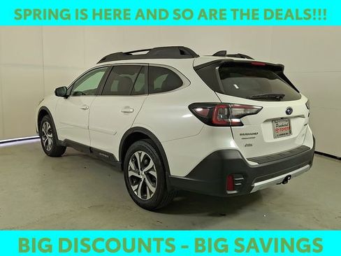 Used 2022 Subaru Outback Limited image 5