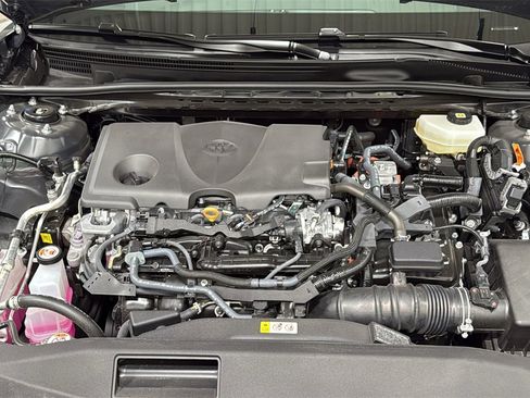 Certified 2025 Toyota Camry SE image 25