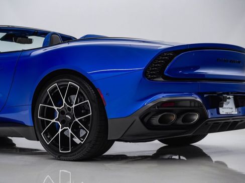 Used 2026 Aston Martin Vanquish Convertible RWD image 13