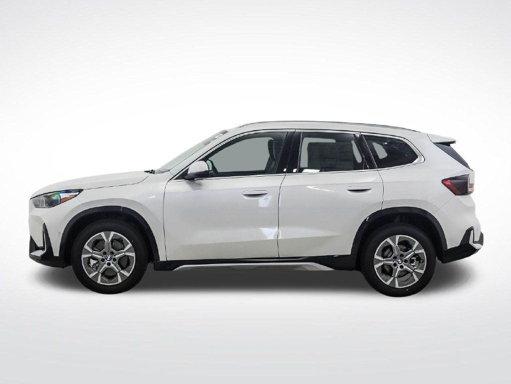 Used 2026 BMW X1 xDrive28i w/ Technology Package AWD/4WD image 2