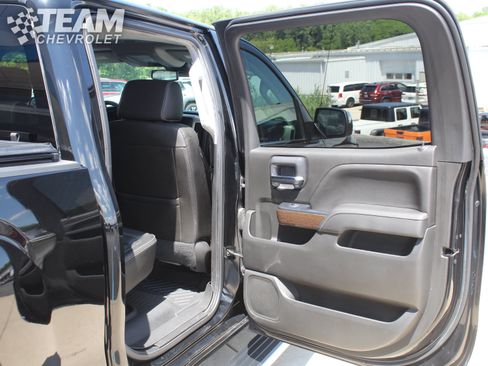 Used 2018 GMC Sierra 1500 Denali w/ Denali Ultimate Package AWD/4WD image 25