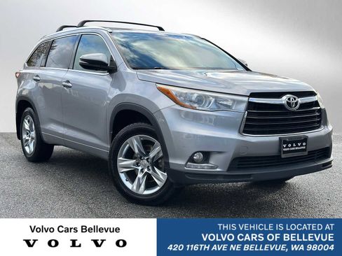 Used 2015 Toyota Highlander Limited image 1