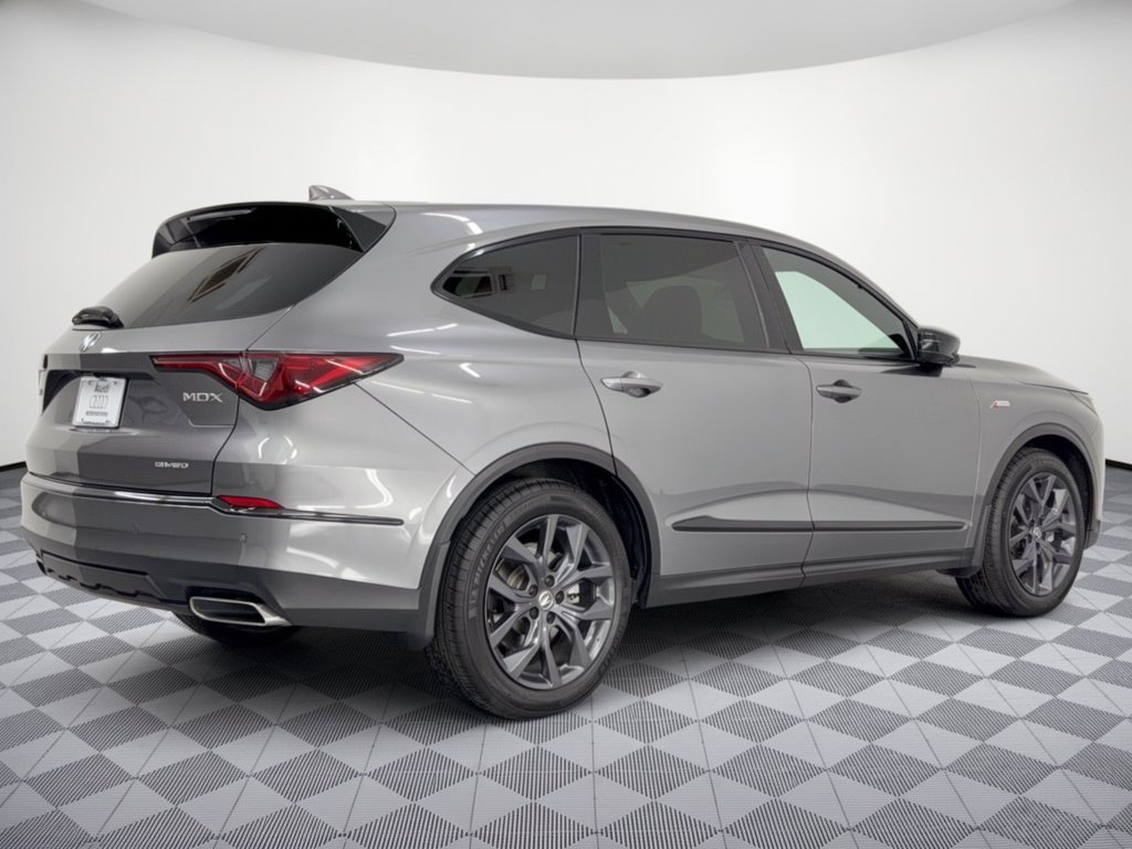 Used 2023 Acura MDX A-Spec AWD/4WD image 9
