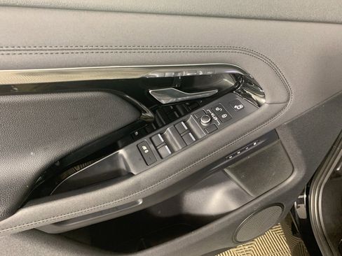 Used 2020 Land Rover Range Rover Evoque SE image 14