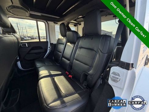 Used 2023 Jeep Wrangler Unlimited Sahara image 10