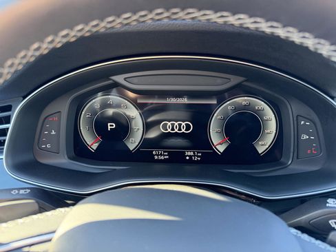 Used 2025 Audi Q7 2.0T Premium w/ Convenience Plus Package image 18