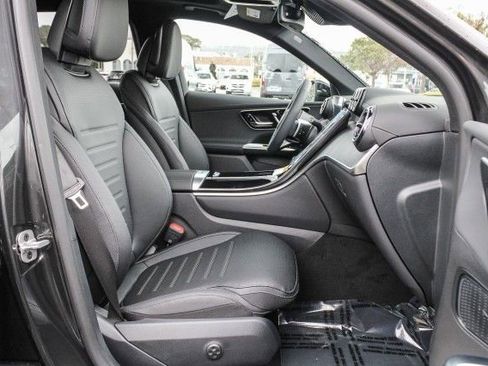 New 2025 Mercedes-Benz GLC 350e 4MATIC image 17