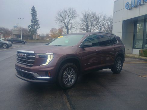 Used 2025 GMC Acadia Elevation w/ LPO, Floor Liner Package image 3