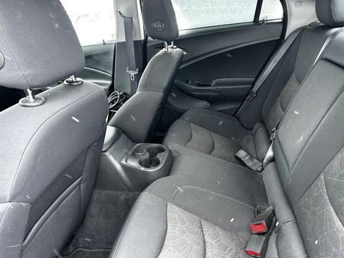 Used 2016 Chevrolet Volt LT w/ Comfort Package FWD image 10