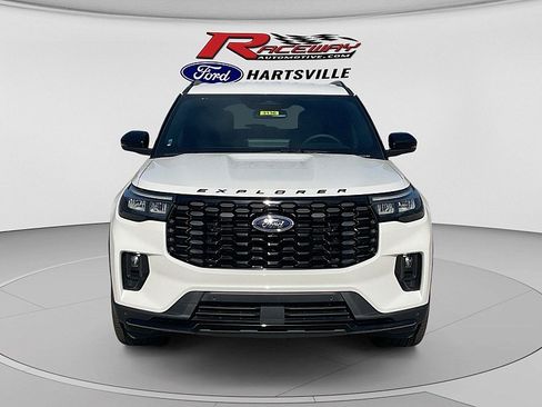 New 2026 Ford Explorer ST-Line w/ ST-Line Street Pack RWD image 4