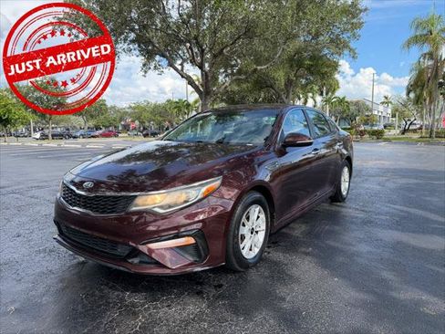 Used 2019 Kia Optima LX FWD image 2