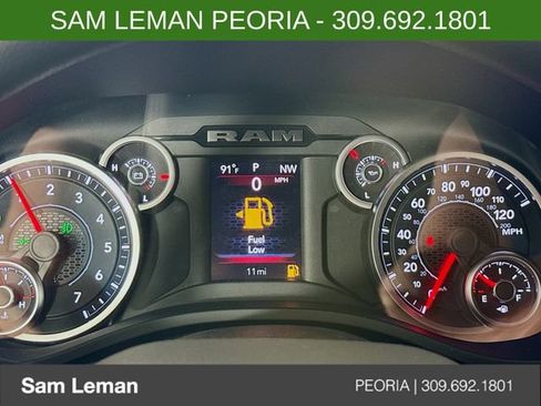 New 2026 RAM 1500 Express AWD/4WD image 12
