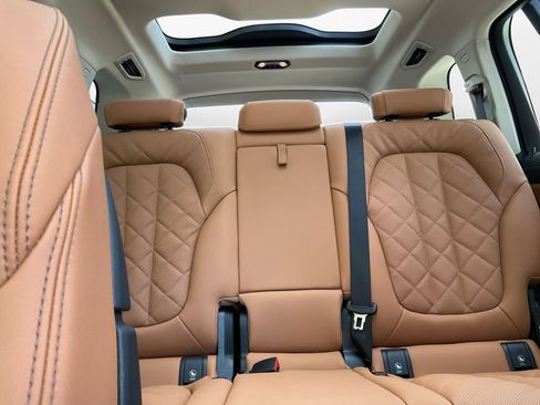 Certified 2026 BMW X7 xDrive40i image 12