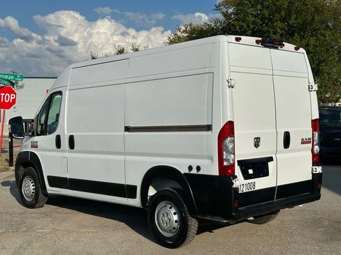 Used 2021 RAM ProMaster 2500 w/ Convenience Group image 4