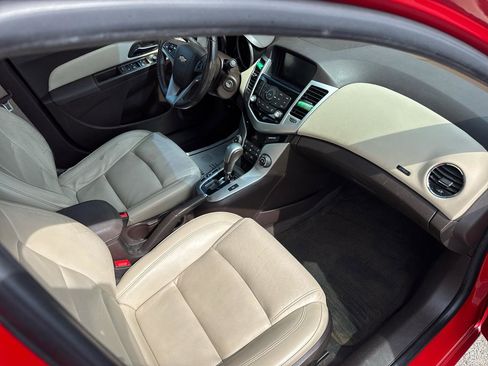 Used 2015 Chevrolet Cruze LT FWD image 14