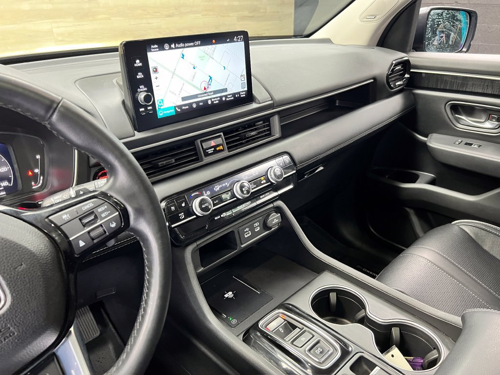 Used 2025 Honda Pilot Elite image 10