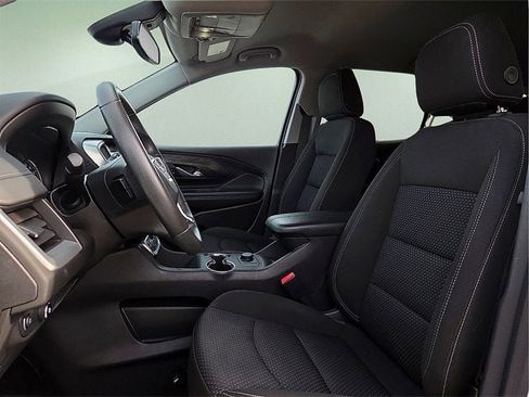 Used 2024 GMC Terrain SLE image 16