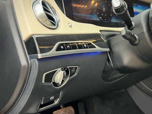 Used 2018 Mercedes-Benz S 560 Sedan image 48