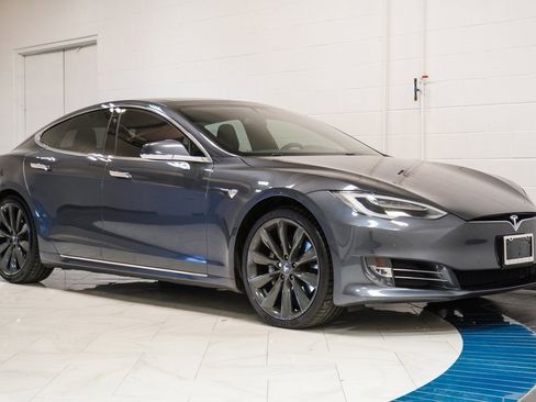 Used 2017 Tesla Model S 100D image 5
