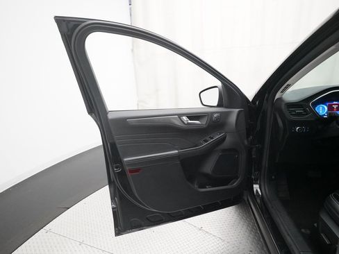 Used 2022 Ford Escape Titanium w/ Class II Trailer Tow Package image 28