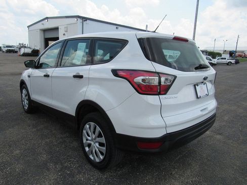 Used 2017 Ford Escape S FWD image 4
