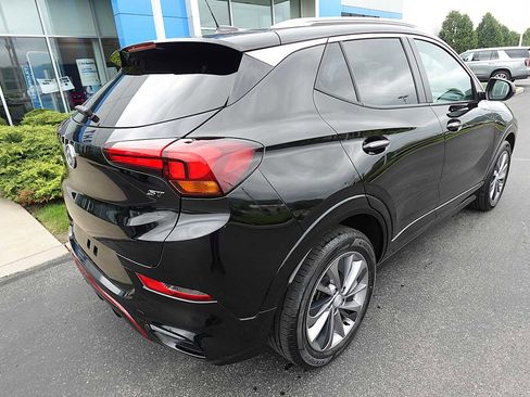 Used 2023 Buick Encore GX Select w/ Sport Touring Package FWD image 3