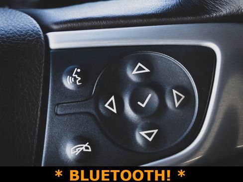 Used 2019 GMC Yukon XL SLT image 14