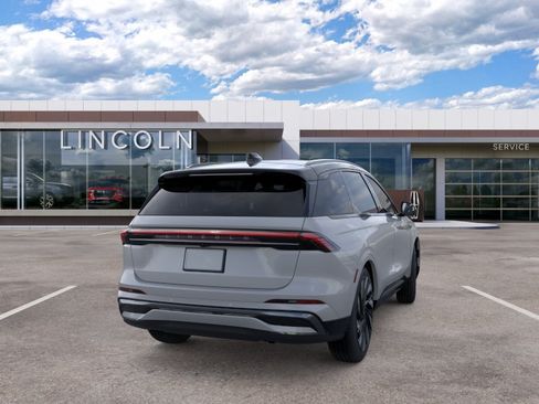 New 2026 Lincoln Nautilus Reserve AWD/4WD image 8