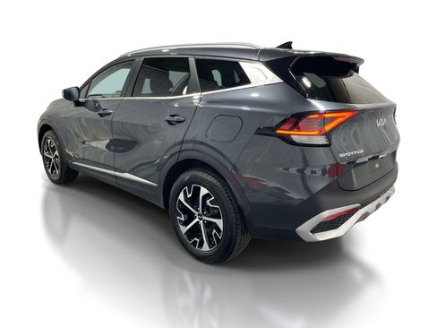 Used 2023 Kia Sportage EX AWD/4WD image 2