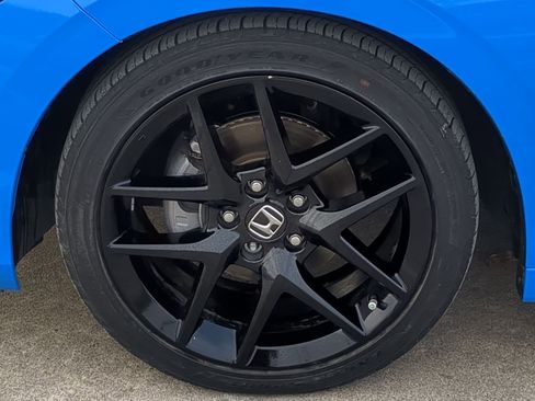 Certified 2023 Honda Civic Sport image 9