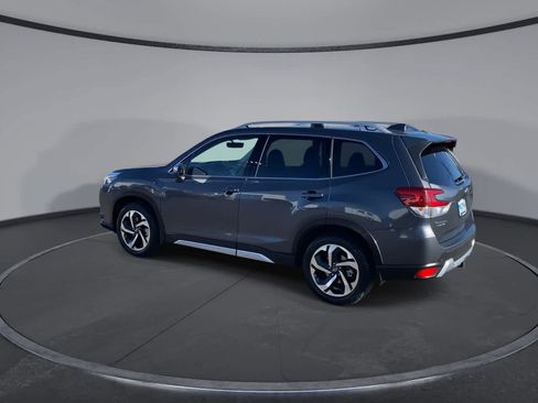 Used 2023 Subaru Forester Touring image 6