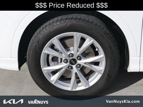 Used 2024 Audi Q3 2.0T Premium image 9