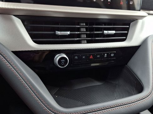 Certified 2025 Ford Explorer Active AWD/4WD image 16