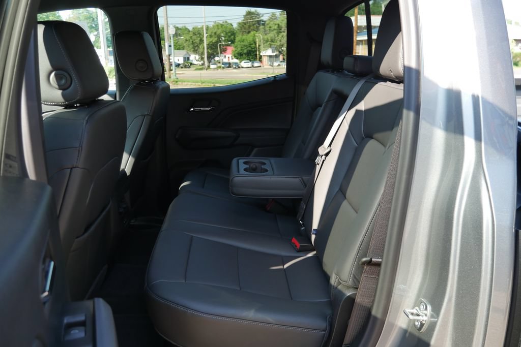 New 2026 Chevrolet Colorado LT w/ LT Convenience Package AWD/4WD image 17