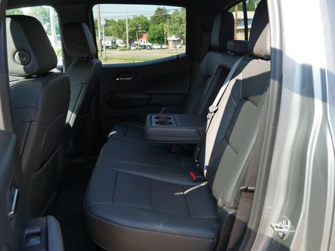 New 2026 Chevrolet Colorado LT w/ LT Convenience Package AWD/4WD image 17