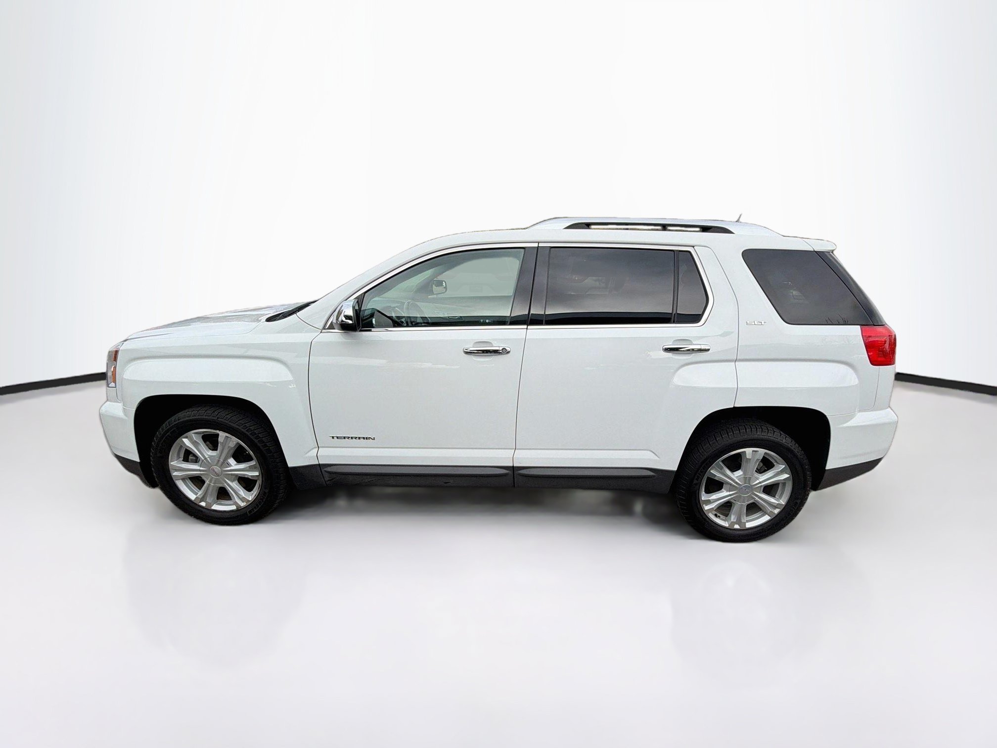 Used 2017 GMC Terrain SLT AWD/4WD image 4