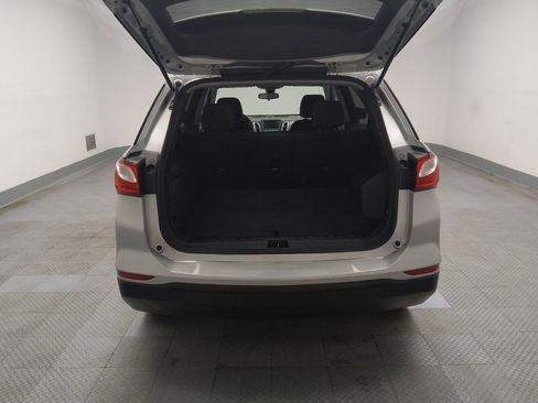 Used 2021 Chevrolet Equinox LS w/ LS Convenience Package FWD image 29