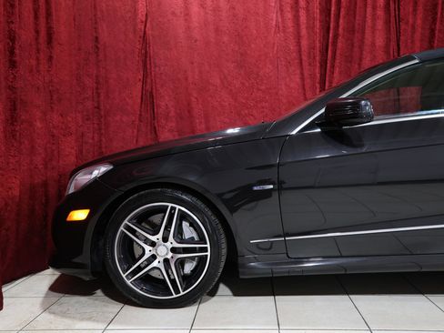 Used 2012 Mercedes-Benz E 550 Cabriolet image 6