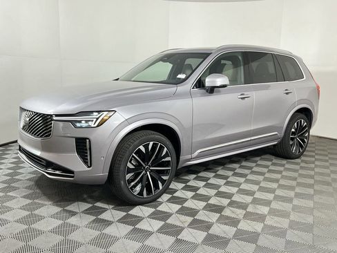 New 2026 Volvo XC90 B6 Plus w/ Protection Package Premier AWD/4WD image 4